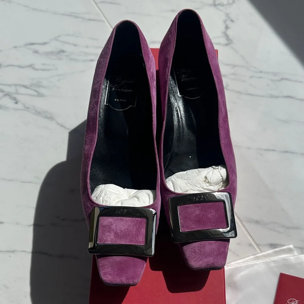 Roger Vivier rare pink suede Flats with Silver Buckle - Picture 4 of 16